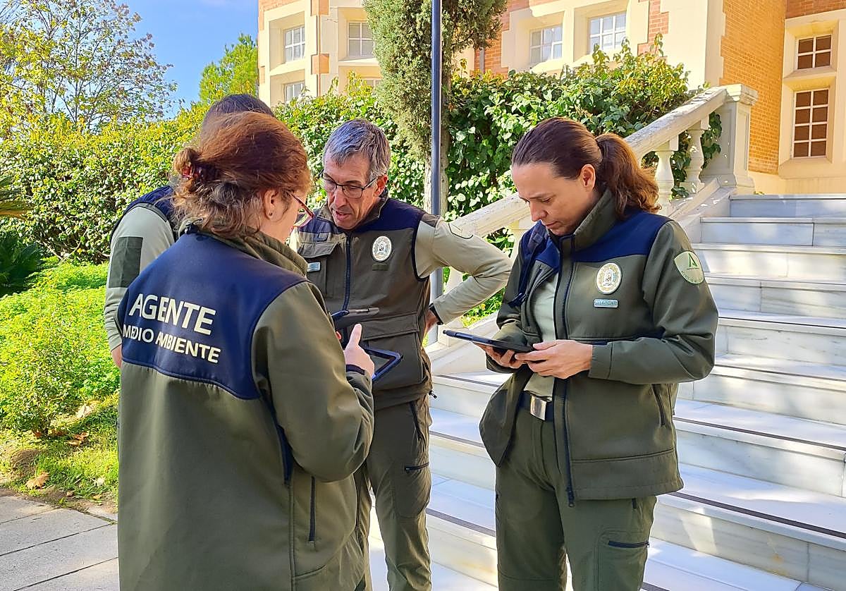 La Junta Implanta En Almer a La Herramienta Digital De Los Agentes De la-junta-implanta-en-almer-a-la-herramienta-digital-de-los-agentes-de